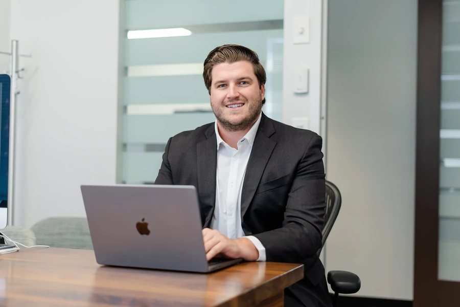 Austin Hunter — Dental Pitch Brokerage Team