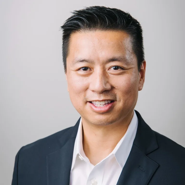 Dr. Glenn Vo, DDS, MBA, Founder of Nifty Thrifty Dentists and Editor-in-Chief of Dental Lifestyles Magazine
